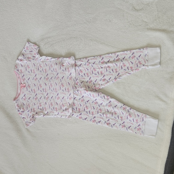 Rene Rofe 2 Sets of Girls Pajamas Size 18 monts - Picture 2 of 5